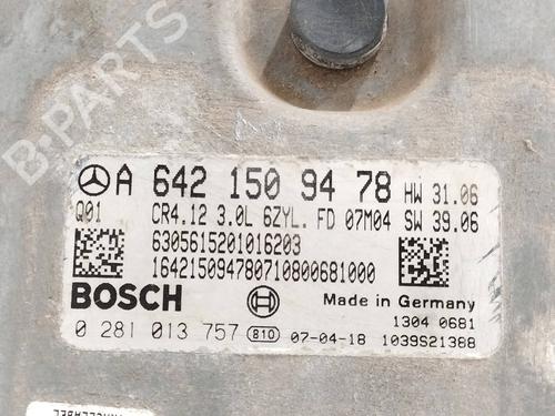 Engine control unit (ECU) MERCEDES-BENZ M-CLASS (W164) ML 300 CDI 4-matic (164.121) | BP12428024M57 