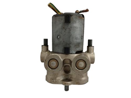 Used ABS pump MERCEDES-BENZ C-CLASS (W202) C 180 (202.018) (122 hp) 17974399