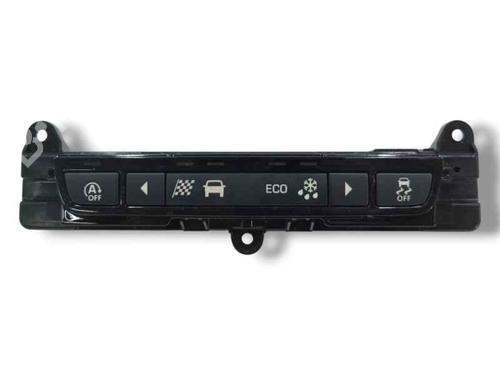 Used Switch JAGUAR F-PACE (X761) [2015-2025]  26558700