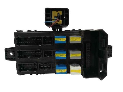 Fuse box HYUNDAI SANTA FÉ I (SM) 2.0 CRDi 4x4 | BP21523882E1