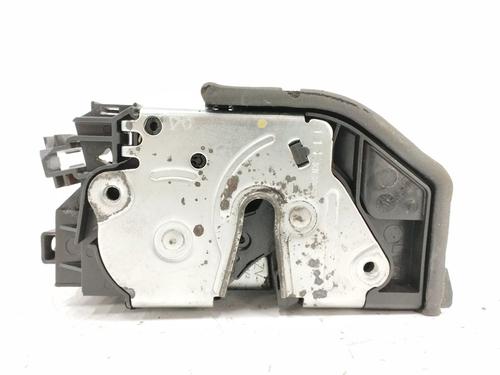 Used Rear left lock MERCEDES-BENZ E-CLASS (W210) E 320 (210.055) (220 hp) 10977471