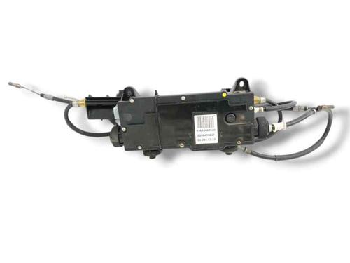 Used Electric handbrake RENAULT SCÉNIC II (JM0/1_) 1.5 dCi (JM1E, JM16) (106 hp) 27534771
