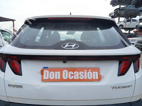 Used Rear center light Rear center light HYUNDAI TUCSON (NX4E, NX4A) 1.6 CRDi (116 hp) 34264836 34264836