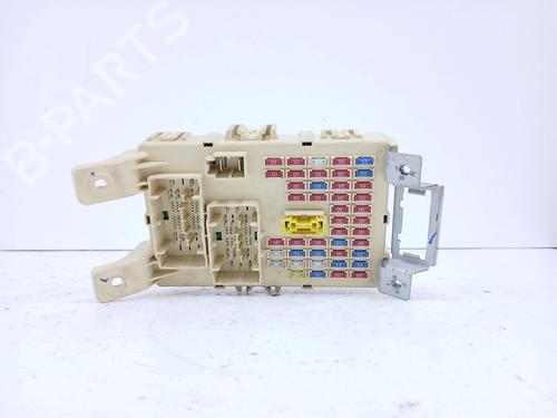 Used Fuse box Fuse box 38266757 38266757