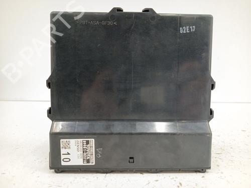 Used Electronic module Electronic module TOYOTA COROLLA Saloon (_E21_) 1.8 VVTi Hybrid (ZWE211, MZEA12) (98 hp) 33434778 33434778