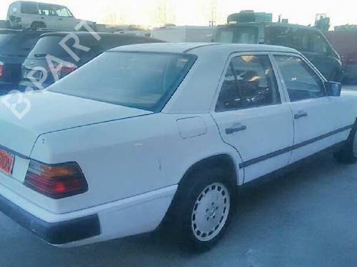 Instrument cluster MERCEDES-BENZ 124 Saloon (W124)  | BP17735243C47 