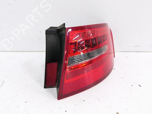 Used Right taillight Right taillight AUDI A4 B8 Avant (8K5) 2.0 TDI (150 hp) 31998948 31998948