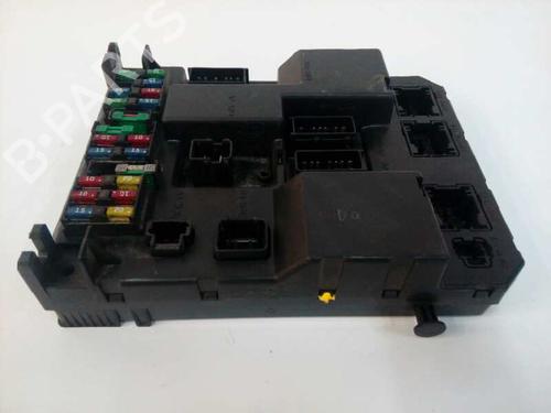 Fuse box PEUGEOT 307 SW (3H) | BP5823840E1