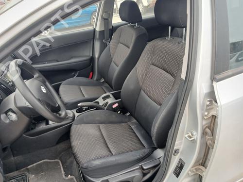 Dashboard HYUNDAI i30 Estate (FD) 1.6 CRDi | BP33952923C46  - Image 8