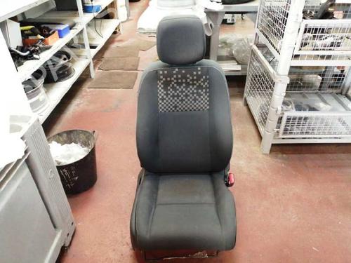 Right front seat RENAULT MEGANE III Hatchback (BZ0/1_, B3_) 1.2 TCe (BZ2B, BZ11) | BP8063981C16 
