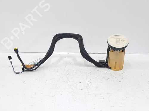 Used Fuel pump MERCEDES-BENZ C-CLASS Coupe (CL203) C 220 CDI (203.708) (150 hp) 30595209