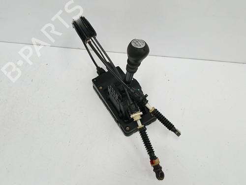 Levier de vitesses DACIA DUSTER (HS_) 1.5 dCi (109 hp) 28536756