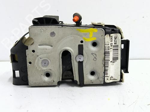 Used Front left lock Front left lock CHRYSLER GRAND VOYAGER V (RT) 2.8 CRD (163 hp) 34003322 34003322