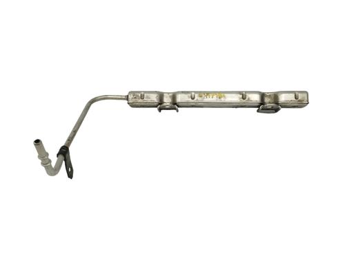 injection-rail-toyota-prius-liftback-_w2_-2381421072-2003-2004-2005-2006-2007-2008-2009-2010-15403218 main image