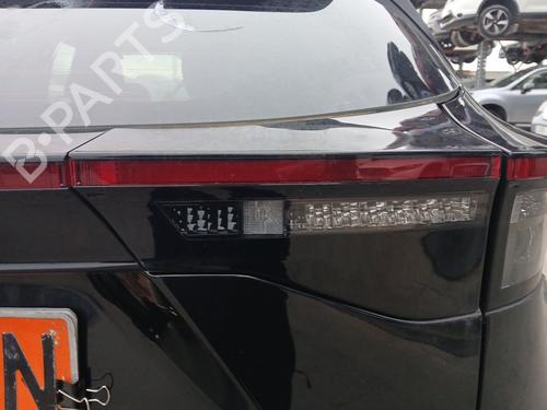 Used Right tailgate light TOYOTA YARIS CROSS (MXP_) 1.5 (MXPB10) (125 hp) 31940955