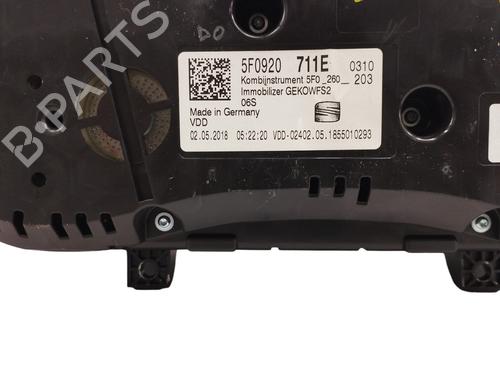 Instrument cluster SEAT LEON ST (5F8) 2.0 TDI | BP15820897C47