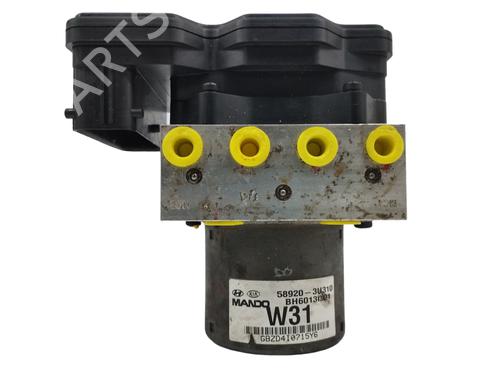 Used ABS pump KIA SPORTAGE III (SL) 2.0 CRDi AWD (184 hp) 17218204