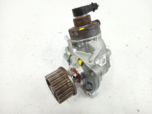 Used Injection pump RENAULT KADJAR (HA_, HL_) 1.5 BLUE dCi 115 (HLA6) (116 hp) 30508721