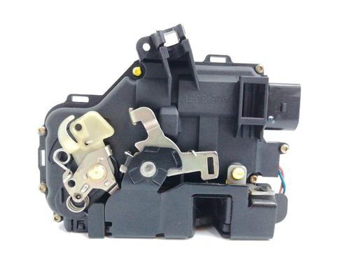 Front left lock AUDI A4 B6 (8E2) 2.5 TDI quattro | BP10509998C98 
