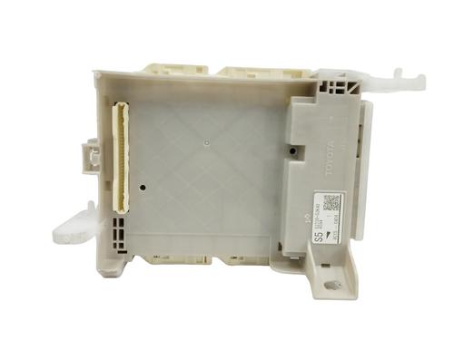 Used Fuse box TOYOTA YARIS (_P13_) [2010-2020]  14920596