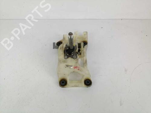Used Gear lever HYUNDAI i30 (FD) 1.6 CRDi (90 hp) 8099762