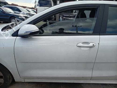 left-front-door-kia-rio-iv-yb-sc-fb-2017-31871412 main image