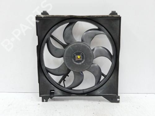 Used Radiator fan Radiator fan HYUNDAI TRAJET (FO) 2.0 CRDi (113 hp) 35776782 35776782