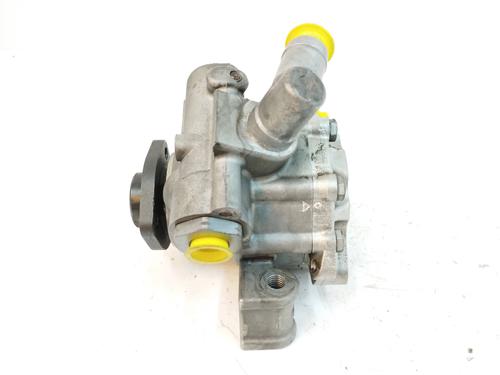 Used Steering pump MERCEDES-BENZ C-CLASS (W203) C 220 CDI (203.008) (150 hp) 10315469
