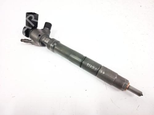Used Injector VW GOLF VII (5G1, BQ1, BE1, BE2) 1.6 TDI (110 hp) 31144572