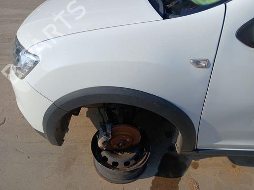 left-front-fenders-dacia-sandero-ii-2012-36263358 main image