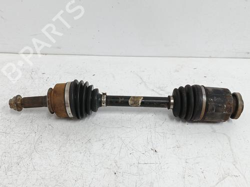 Used Left front driveshaft KIA SORENTO I (JC) 2.5 CRDi 4WD (140 hp) 31013354