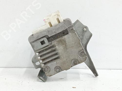 Used Electronic module TOYOTA YARIS (_P9_) 1.4 D-4D (NLP90_, NLP90R) (90 hp) 31035286