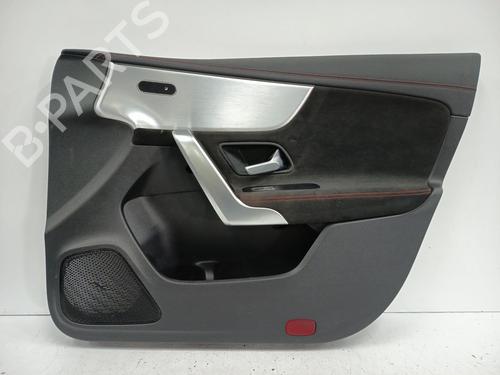 Forreste højre beklædning Forreste højre beklædning MERCEDES-BENZ CLA (C118) CLA 250 e (118.386) (218 hp) 34276187 34276187