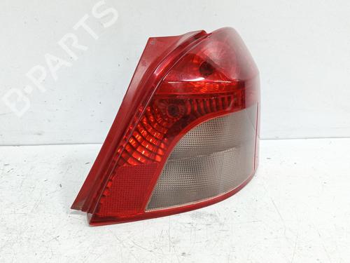 Used Right taillight TOYOTA YARIS (_P9_) 1.4 D-4D (NLP90_, NLP90R) (90 hp) 31013866