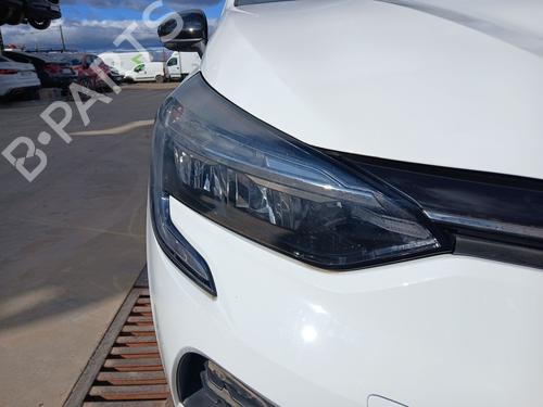 right-headlight-renault-clio-v-b7_-2019-32844389 main image