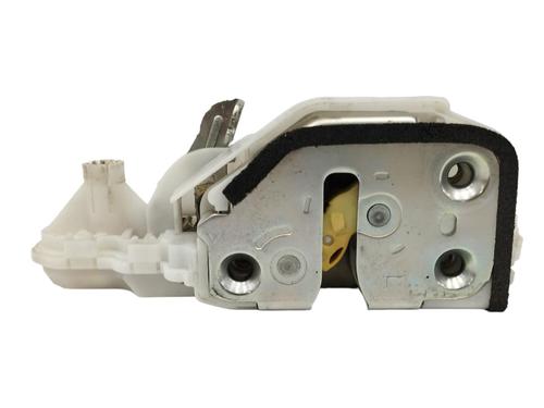 Used Front left lock HONDA CIVIC VIII Hatchback (FN, FK) 1.8 (FN1, FK2) (140 hp) 16779911