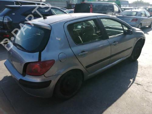 Valve cover PEUGEOT 307 (3A/C) 1.6 HDi 110 | BP14150071M124