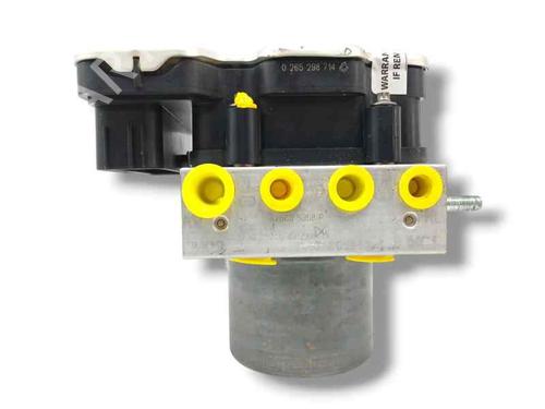 Used ABS pump RENAULT MEGANE E-TECH SUV EV60 (BNJ1) (218 hp) 26573106