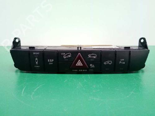 Used Warning switch MERCEDES-BENZ M-CLASS (W164) [2005-2012]  4693439