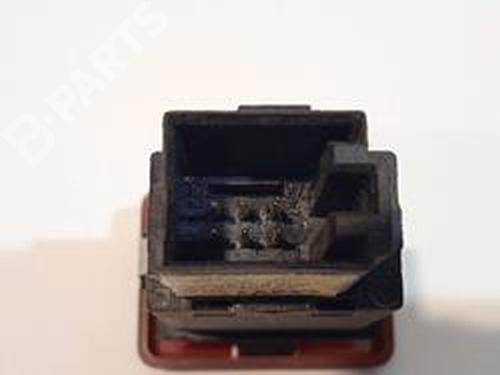 Used Right front brake caliper PEUGEOT 308 II (LB_, LP_, LW_, LH_, L3_) [2013-2021]  11604246