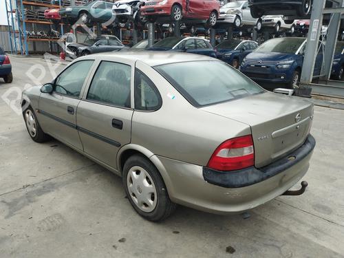 Pompe à injection OPEL VECTRA B Hatchback (J96)  | BP11496034M78 