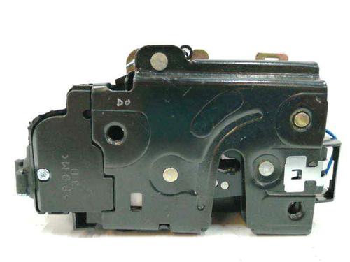 Used Rear right lock VW POLO CLASSIC (86C, 80) [1985-1994]  8348395