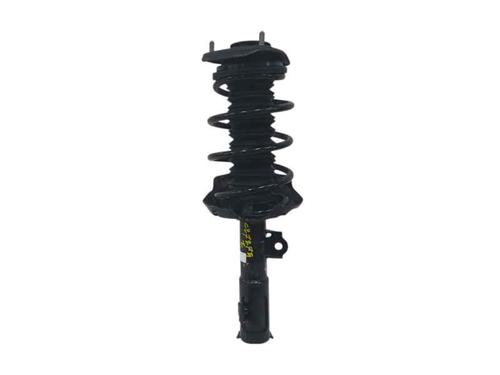 Used Left front shock absorber TOYOTA COROLLA Hatchback (_E21_, _EA1_, _EH1_) 1.8 Hybrid (ZWE211, ZWE219) (122 hp) 27543343