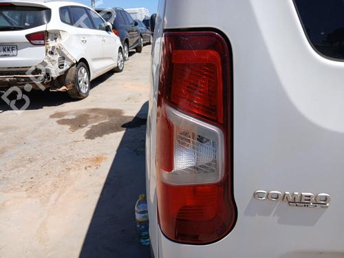 Farolim esquerdo Farolim esquerdo OPEL COMBO E Tour / Life (K9) 1.5 (131 hp) 36121605 36121605