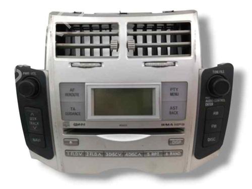 Bilradio TOYOTA YARIS (_P9_) 1.4 D-4D (NLP90_, NLP90R) (90 hp) 27647505