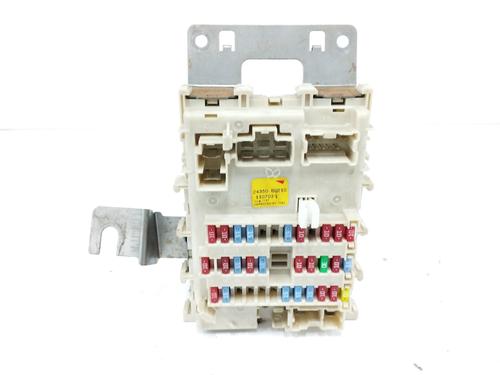fuse-box-nissan-almera-tino-v10-22-dci-24350bu210-1998-1999-2000-2001-2002-2003-2004-2005-2006-11538541 main image