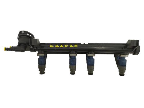 Rail D'Injecteurs VW NEW BEETLE (9C1, 1C1) 2.0 (115 hp) 16402646