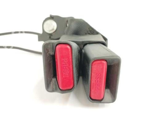 Used Seat buckle RENAULT KADJAR (HA_, HL_) [2015-2025]  14151713