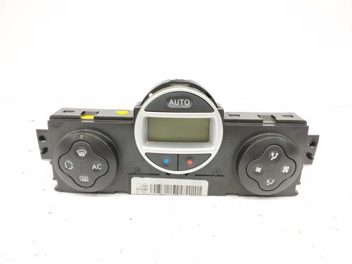Used Climate control RENAULT MEGANE II (BM0/1_, CM0/1_) [2001-2012]  12427534