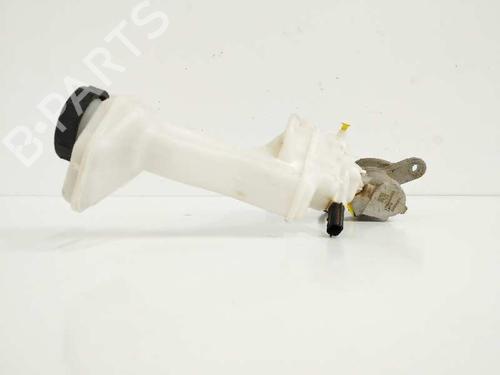 Used Brake master cylinder RENAULT KADJAR (HA_, HL_) [2015-2025]  9661745